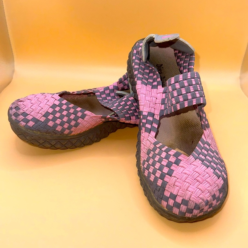 Walking stretchy shoes, 6-6.5